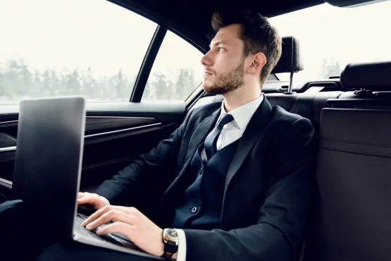 chauffeur taxi business a nantes pour les entreprises et business